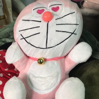 Gấu bông doraemon của Ngân Nhi