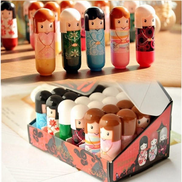 SON DƯƠNG KIMONO BÚP BÊ NGẪU NHIÊN SIÊU KUTE DỂ THƯƠNG NHỎ GỌN TIỆN LỢI DƯỠNG MÔI TUYỆT VỜI GIÁ RẺ ƯU ĐÃI | BigBuy360 - bigbuy360.vn