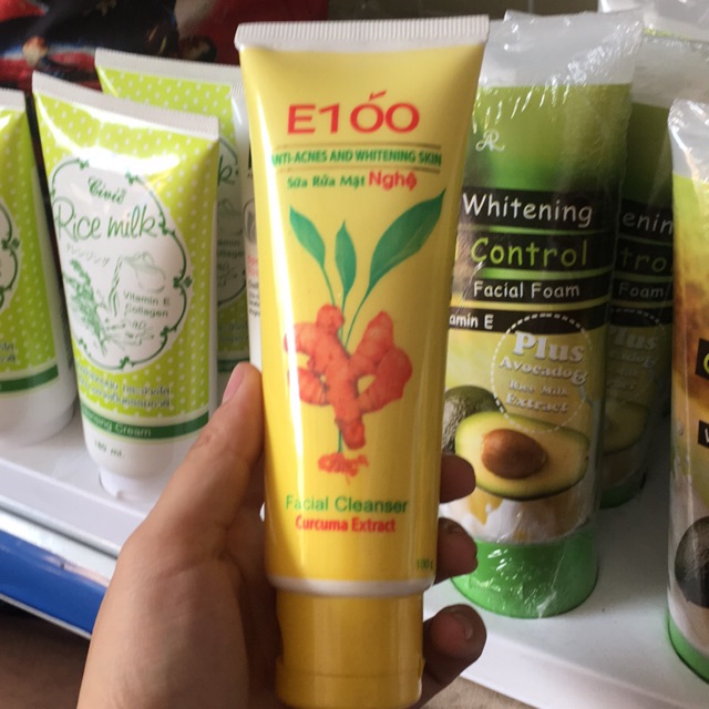 Sữa rửa mặt nghệ E100 100g