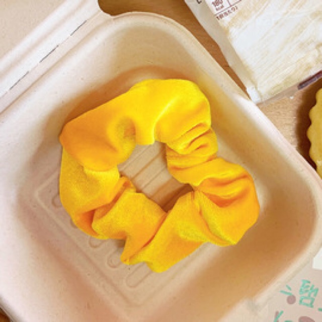 Buộc tóc scrunchies nơ nhung xinh xắn