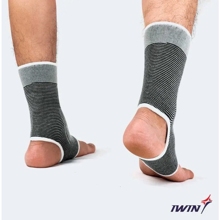 Bó cổ chân đá bóng IWIN vải co giãn ôm sát gối màu đen và xám phù hợp chạy bộ đánh cầu lông