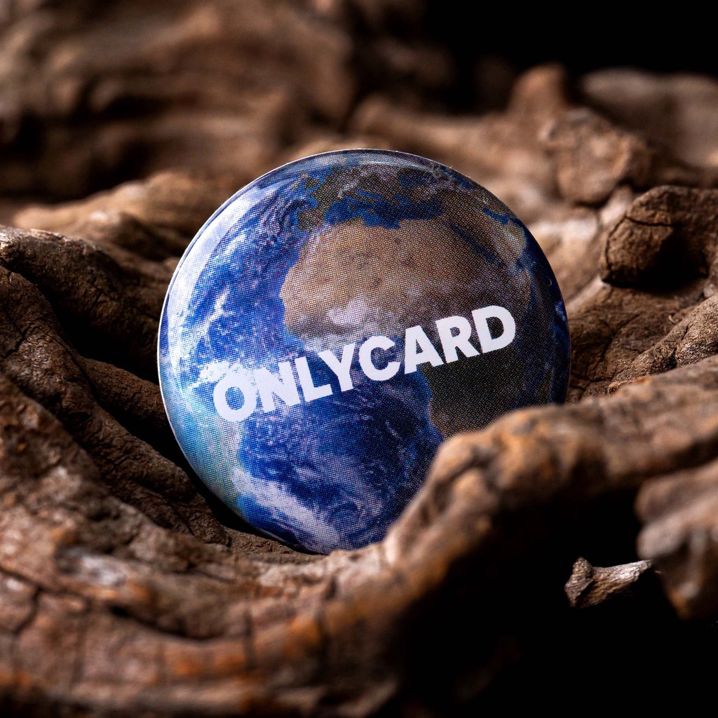 Sticker thông minh dán điện thoại lưu trữ- chia sẻ thông tin qua 1 chạm