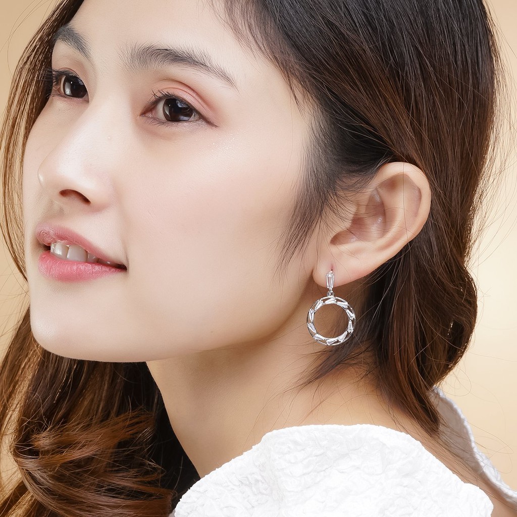 Bông tai nữ UHA mạ vàng 18K , đính kim cương nhân tạo B1140143-110