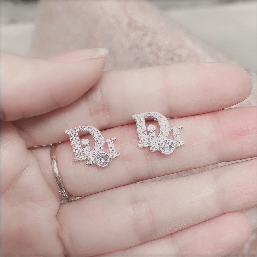 Bông tai bạc hình chữ D đính đá thời trang, chất liệu bạc cao cấp - Trang sức bạc Evasilver