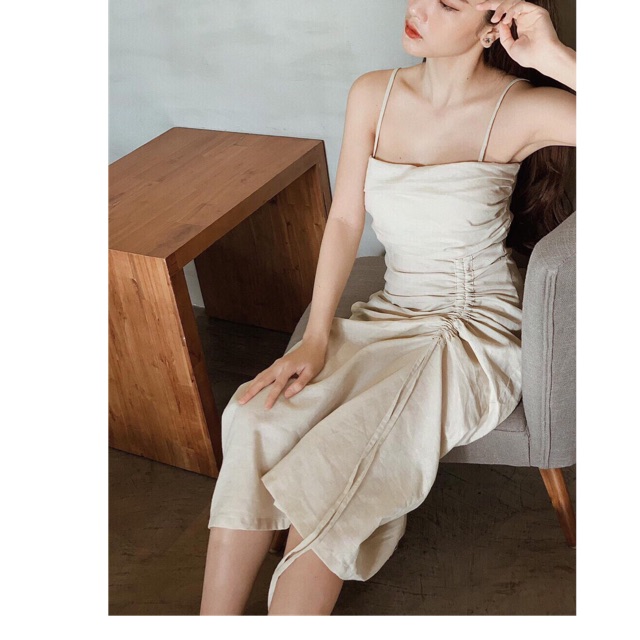 Đầm nude 2s rút hông