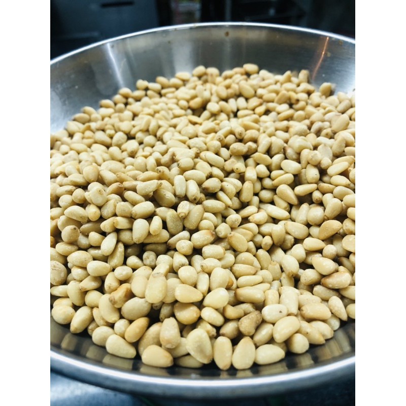 hạt thông-pine nuts