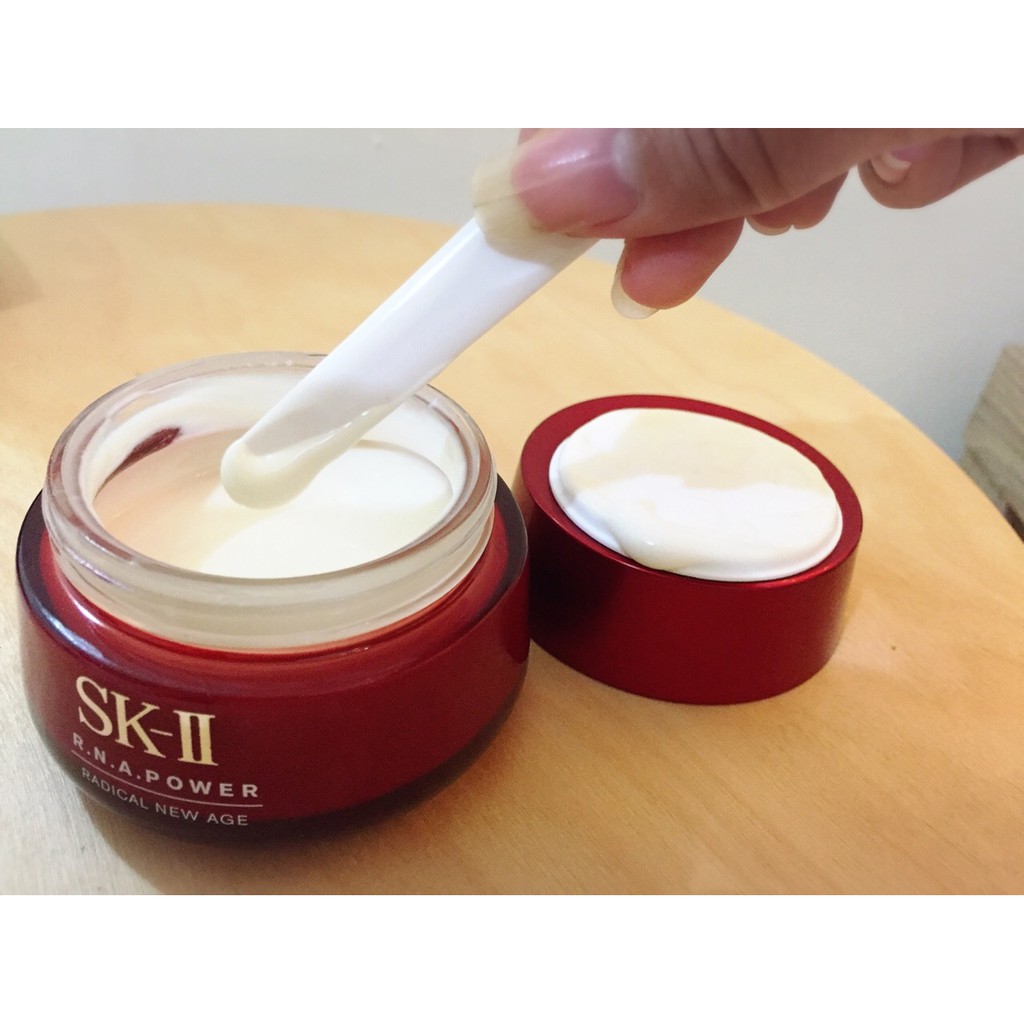 KEM DƯỠNG CHỐNG LÃO HÓA SK-II R.N.A. POWER 15G