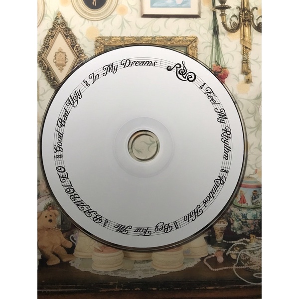 Album rỗng Red Velvet bị mất 3 trang Feel my rhythm ver Reve calmato