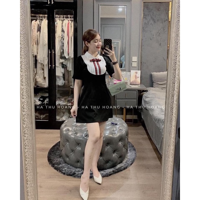 Đầm xoè đen cổ yếm đính nơ