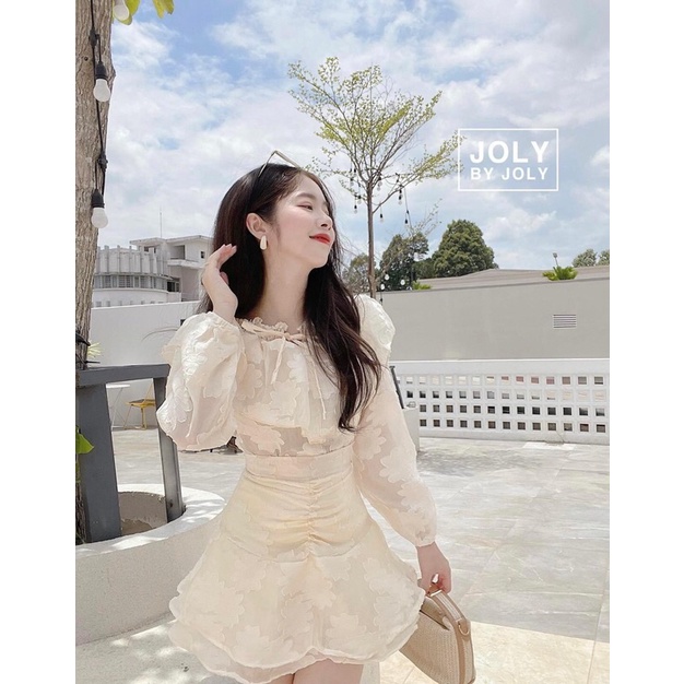Set áo nude hoa nổi bo chun vai + chân váy