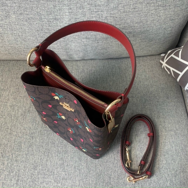 TÚI COACH TOWN BUCKET C7975