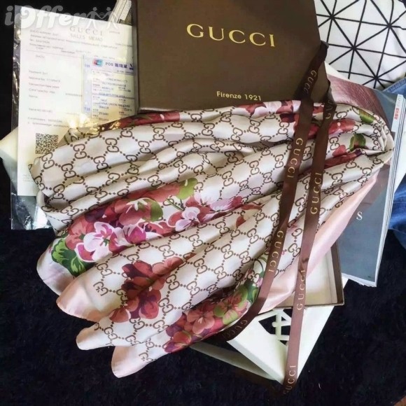 Khăn Choàng In Hoa Thời Trang Nữ Tính