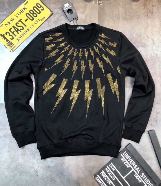 Áo Thun GVC tia sét đính đá( hàng có sẵn) | BigBuy360 - bigbuy360.vn