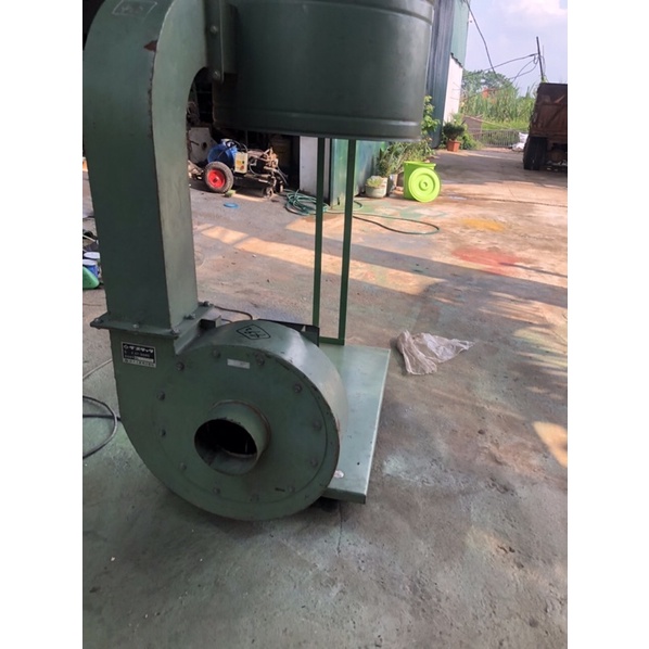 Máy hút bụi công suất lớn