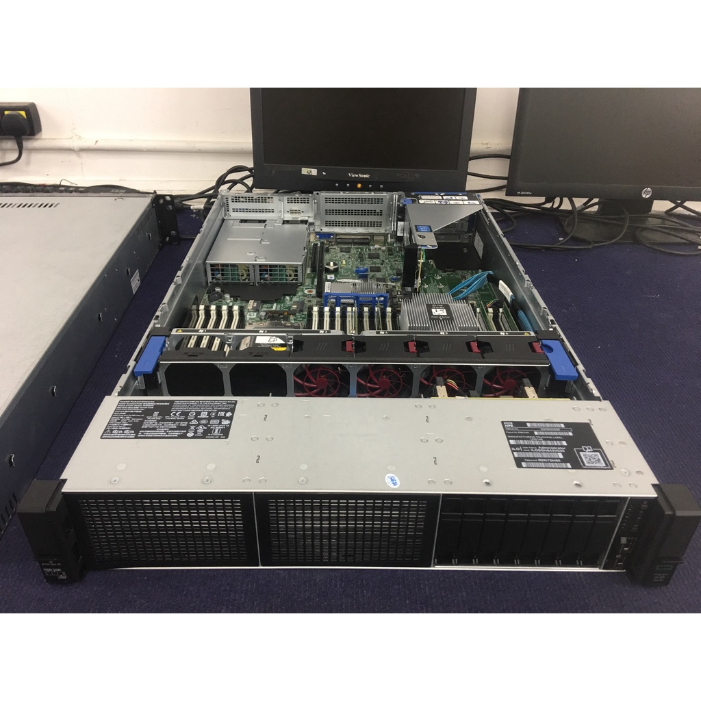 Máy chủ HPE ProLiant DL385 Gen10 AMD EPYC 7401 (878612-B21)
