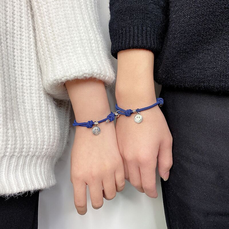 Vòng tay đôi nam châm Double Couple Bracelet