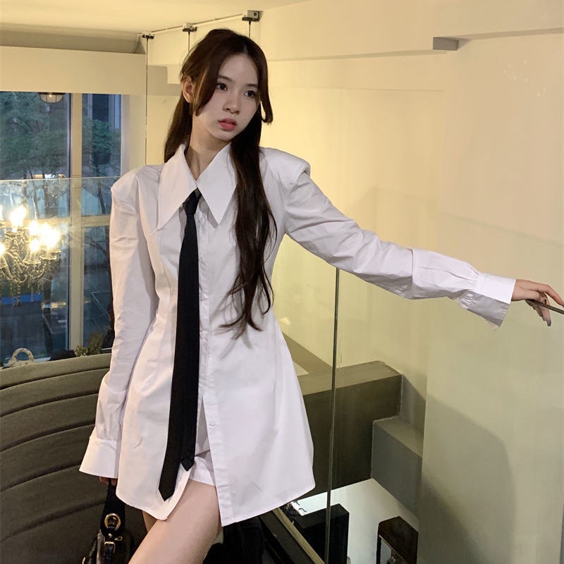 Áo sơ mi tay dài hở lưng/ quần short cột dây thời trang mùa hè 2022 dành cho nữ