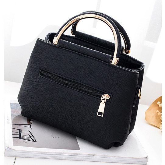 Hàng Có Sẵn QiDong beg Túi Xách Tote Đeo Vai Đi Chơi Thêu Mặt Dây Kim Loại Lớn Cho Nữ Sac Bols