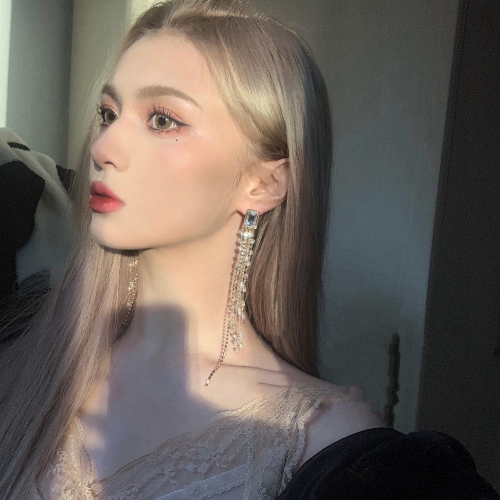 Bông Tai Mạ Bạc 925 Đính Đá Phối Tua Rua Thời Trang Hàn Quốc Sang Trọng Cho Nữ