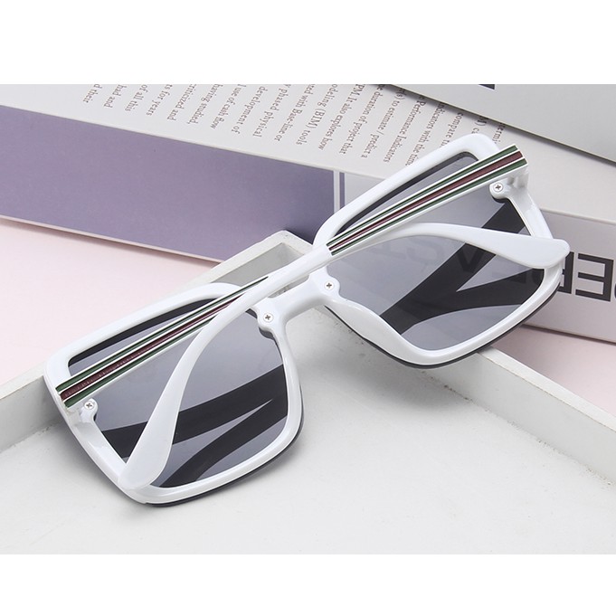 Kính Mát Gọng Vuông Phong Cách Cổ Điển Dành Cho Cả Nam Và Nữ MATA