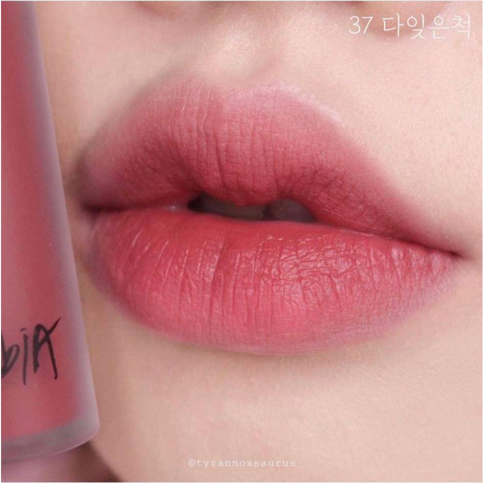 Son kem Bbia 37 FEIGN UNMOVED hồng đất