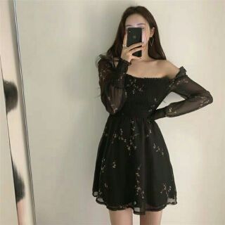 Đầm voan hoa cổ vuông dáng xòe