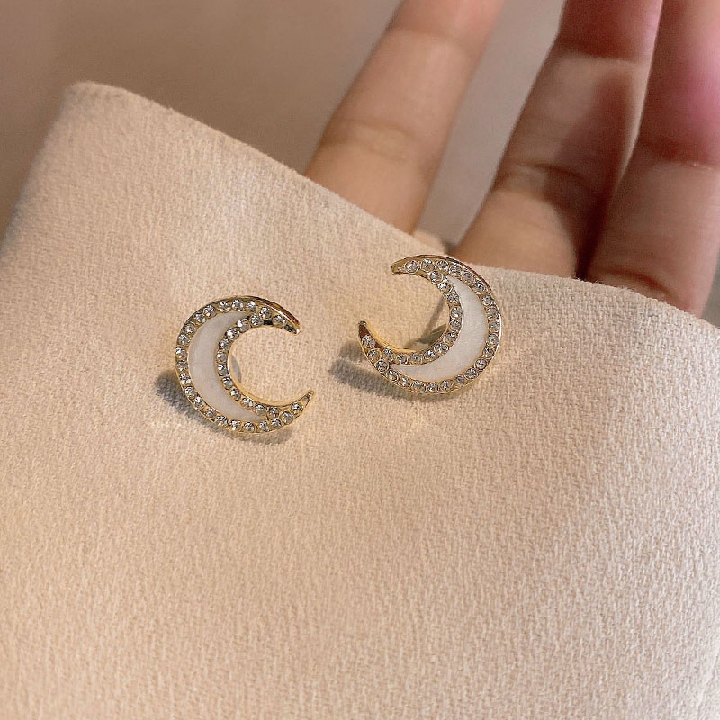 Khuyên tai hình mặt trăng phong cách Hàn Quốc dành cho nữ