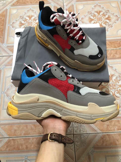 Giày thể thao balen cia ga