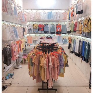 Các bộ đồ cho bé gái