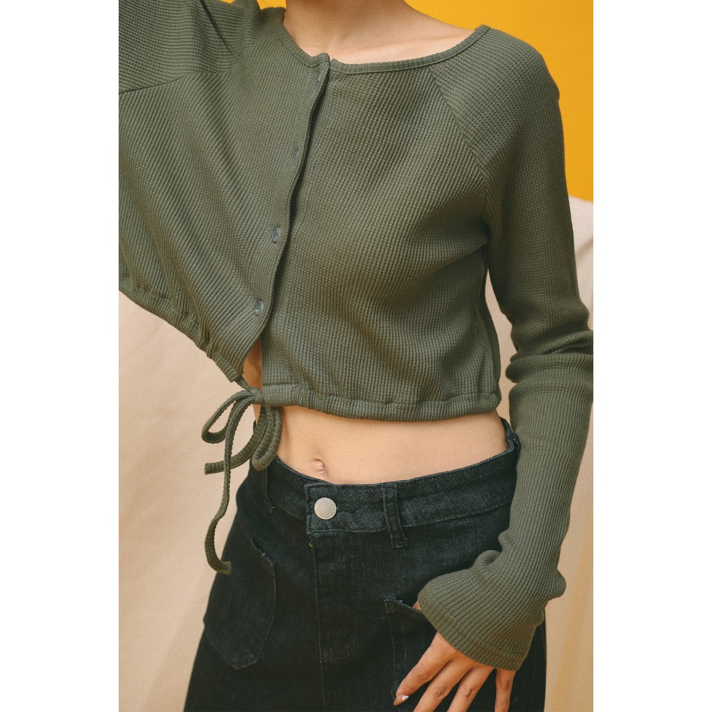 Áo kiểu croptop dài tay thời trang GAGO drawstring waist crop t-shirt màu xanh rêu GA3309