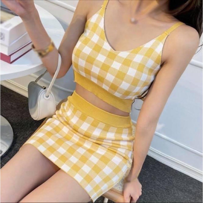 Set bộ áo hai dây ôm caro croptop kèm chân váy body sọc caro ngắn - Order taobao quảng châu