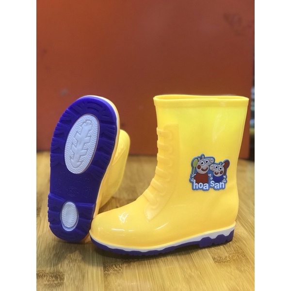 Ủng trẻ em , Ủng lội nước của bé