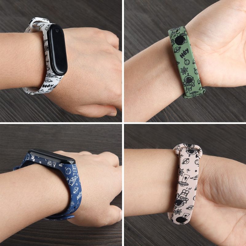 [Xiaomi Miband 7] Dây Đeo Cao Su Mi band 7 hoạ tiết cartoon phi hành gia dây Chất Lượng cao