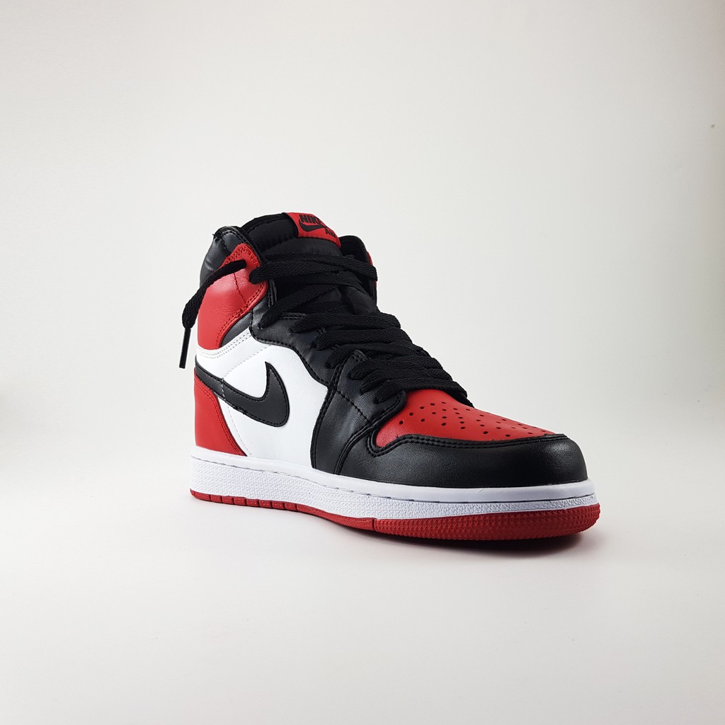 Giày sneaker cổ cao Air Jordan 1 mid retro black red | BigBuy360 - bigbuy360.vn