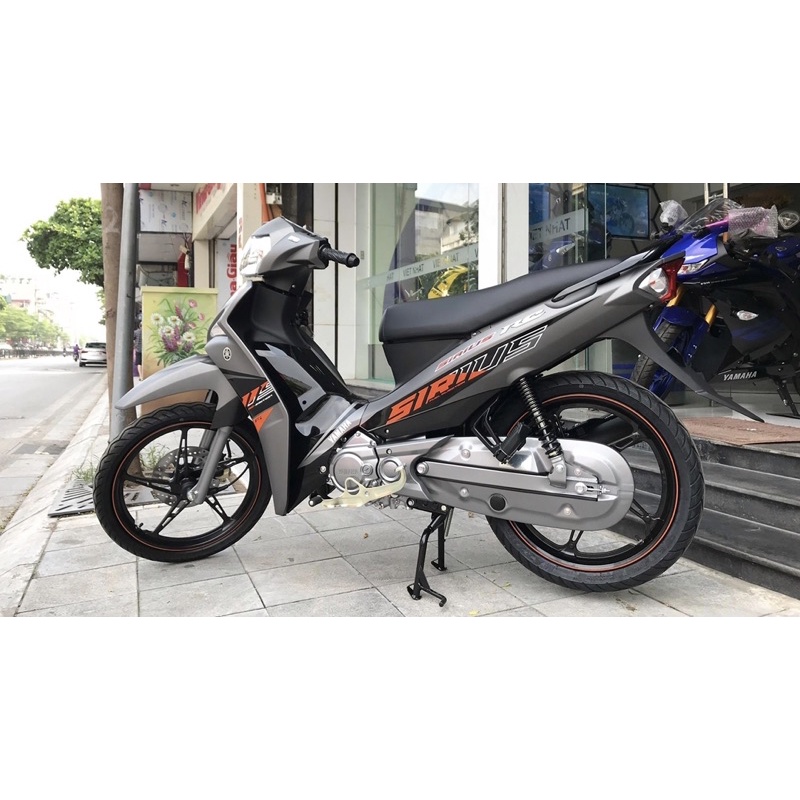 Kính Xi Nhan Trước Yamaha Sirius Fi Chính Hãng