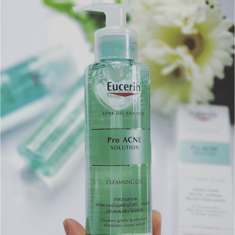 (Date 2024) Eucerin Sữa rửa mặt làm sạch cho da nhờn mụn ProAcne Cleansing Gel 200ml