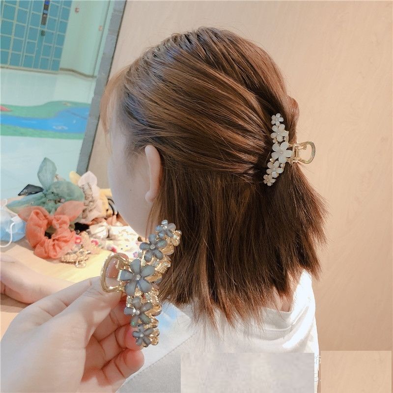 Kẹp Tóc Càng Cua CÓ SẴN - HCM   Kiểu dáng Hàn Quốc,Kim loại cao cấp,Mẫu mã mới nhất,Tôn vinh vẻ đẹp phụ nữ.KTC.M03
