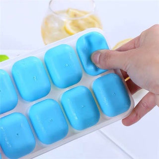 KHAY LÀM ĐÁ SILICON CÓ NẮP ĐẬY SIÊU HOT