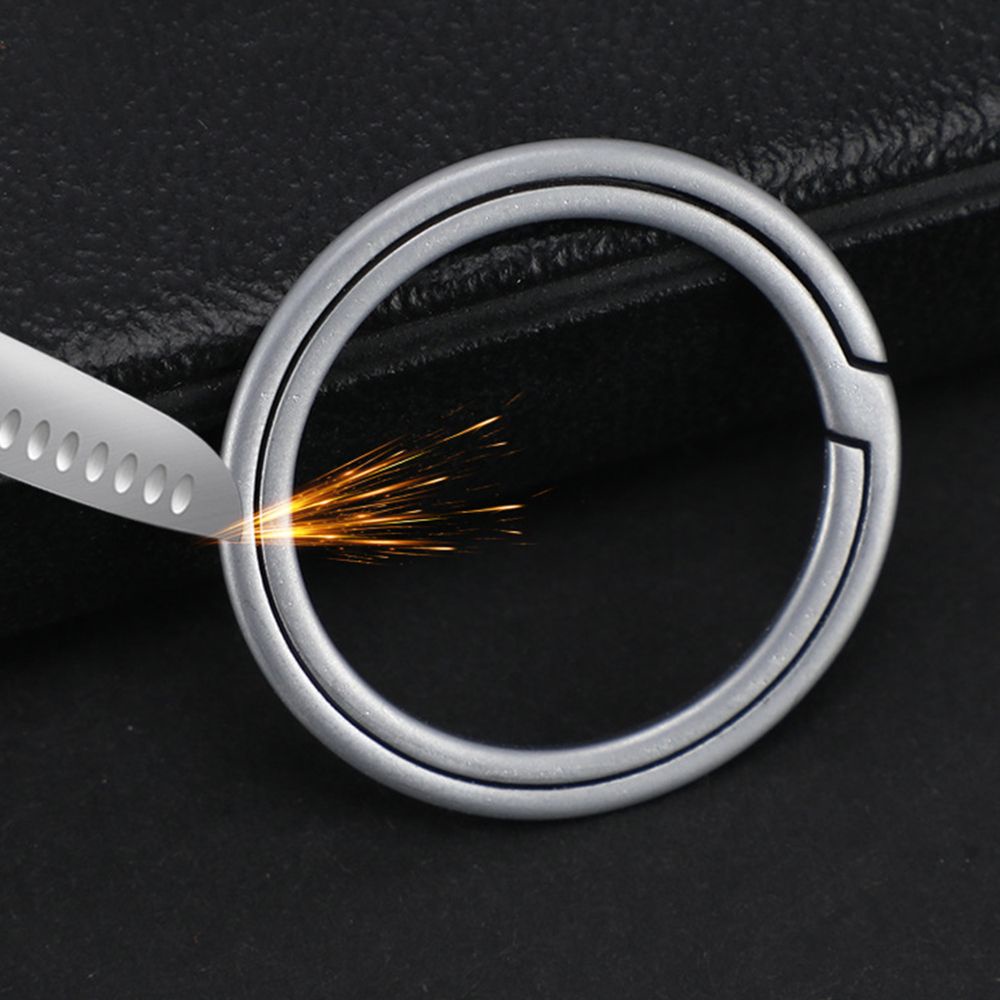 Vòng gắn chìa khóa bằng hợp kim titan siêu nhẹ chất lượng cao tiện dụng