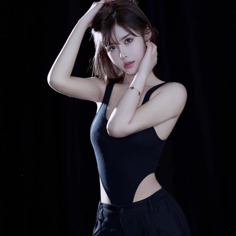 Áo bodysuit khoét eo cao
