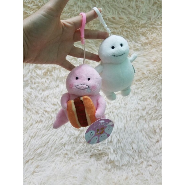Móc khóa gấu bông mỡ mập cầm bánh