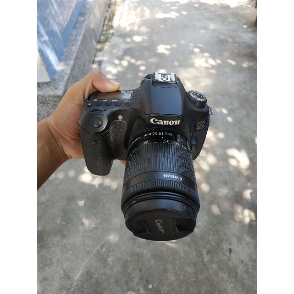 Máy ảnh Canon EOS 60D kèm lens 18-55mm | BigBuy360 - bigbuy360.vn