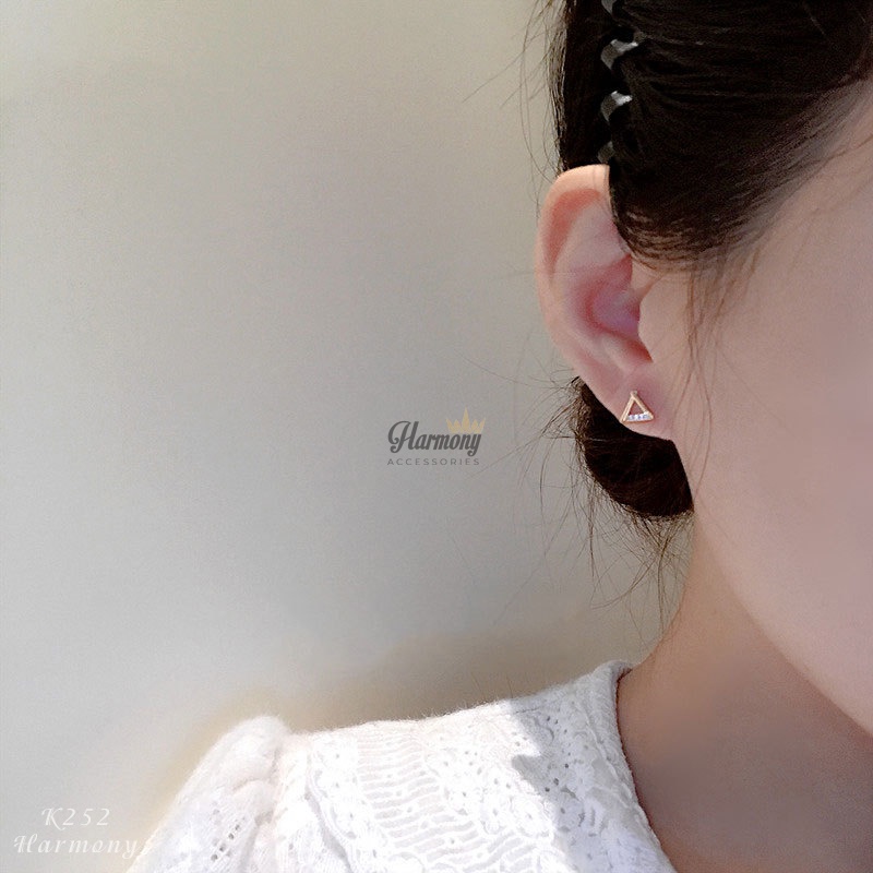 Khuyên tai nữ bạc đính đá hình tam giác mạ vàng 14k | HARMONY ACCESSORIES K252