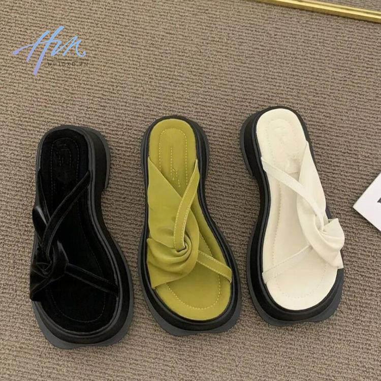 Dép Sandal Đế Dày Chống Trượt Thời Trang Mùa Hè Dành Cho Nữ 2022