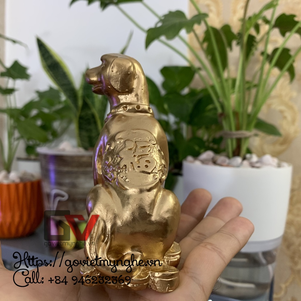 Tượng đá trang trí con chó giữ tài lộc phong thủy - Màu nhũ vàng - Cao 10cm