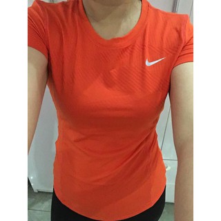 Áo thun cổ tròn-ảnh thật