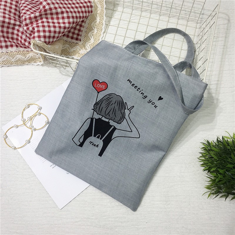 TÚI VẢI TOTE NỀN XÁM VÂN XƯỚC IN HÌNH XINH P1100