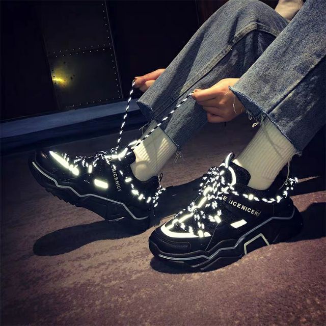 Giày thể thao nữ viền phản quang Ulzzang cao cấp màu sắc cá tính - Giày sneakers nữ form chuẩn