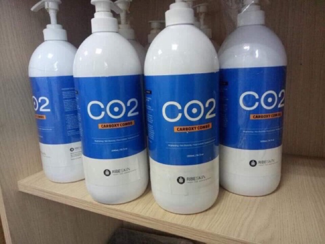 Mặt nạ sủi da co2