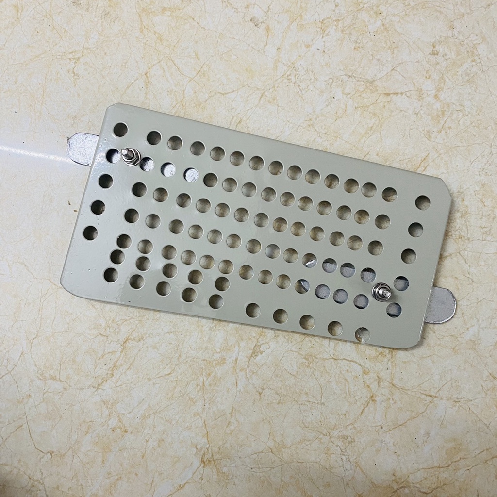 Lưới chống chuột ô tô Grand i10 2014 đến 2022 giúp ngăn chuột chui vào trong xe hiệu quả